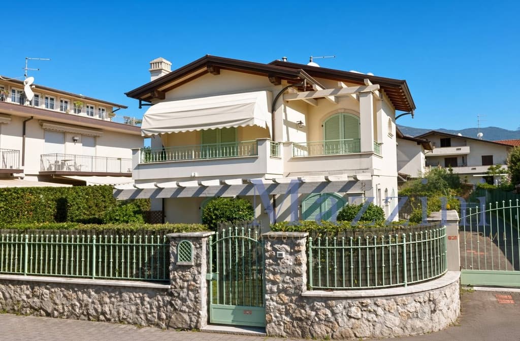 Villa Iride